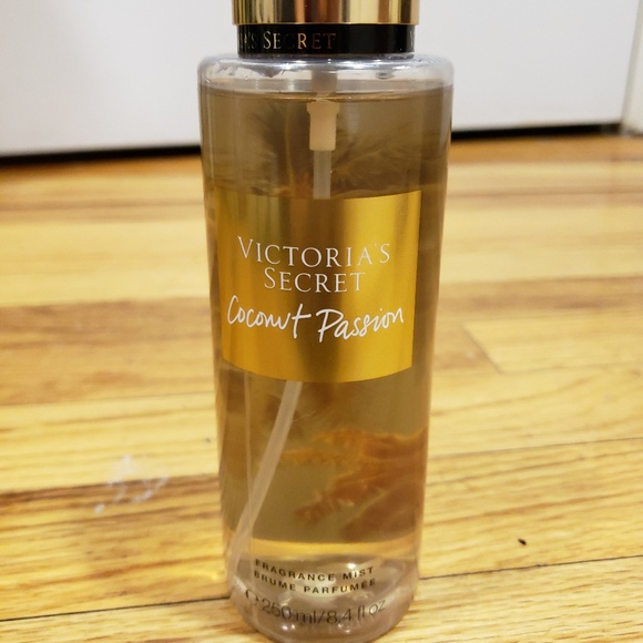 Victoria's Secret Other - Victoria's Secret Coconut Passion Body Mist